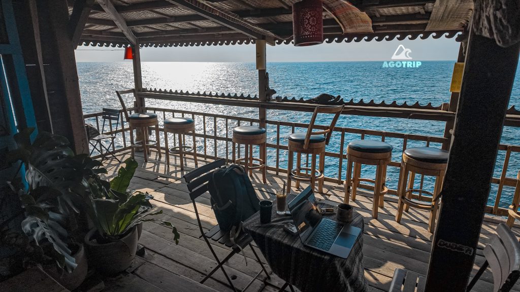 quán cafe view biển Hòn Sơn